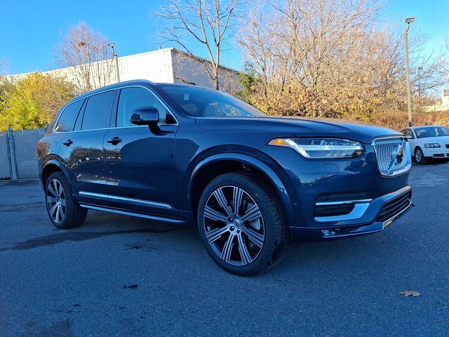 2025 Volvo XC90 Plus