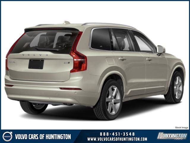 2025 Volvo XC90 Plus