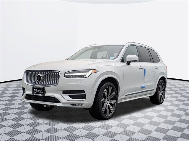 2025 Volvo XC90 Plus