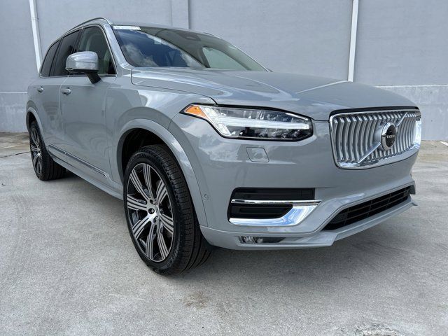 2025 Volvo XC90 Plus