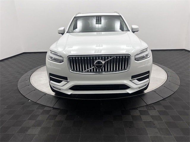 2025 Volvo XC90 Plus