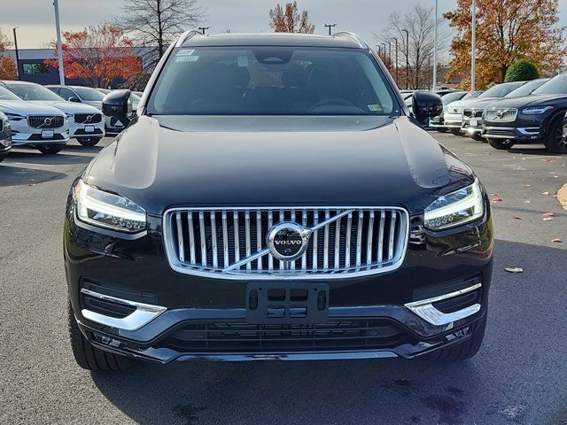 2025 Volvo XC90 Plus