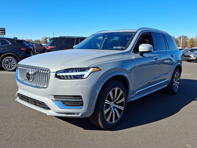 2025 Volvo XC90 Plus