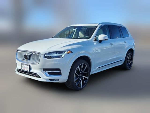 2025 Volvo XC90 Plus