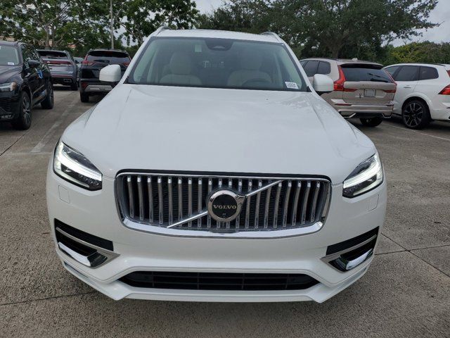 2025 Volvo XC90 Plus