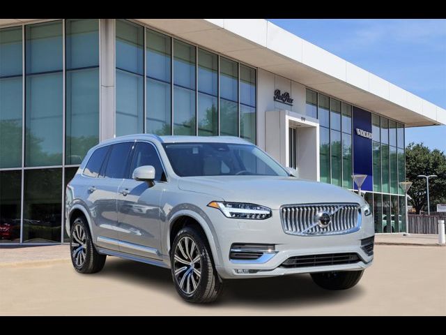 2025 Volvo XC90 Plus