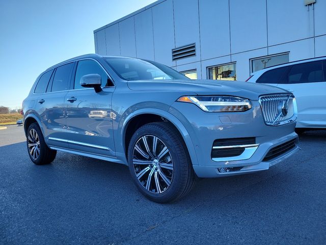 2025 Volvo XC90 Plus