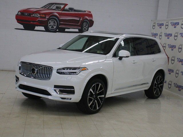 2025 Volvo XC90 Plus