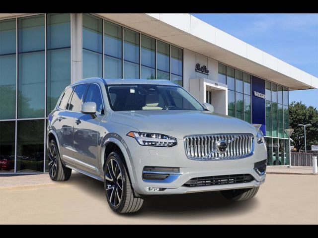 2025 Volvo XC90 Plus