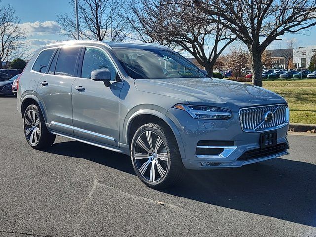 2025 Volvo XC90 Plus