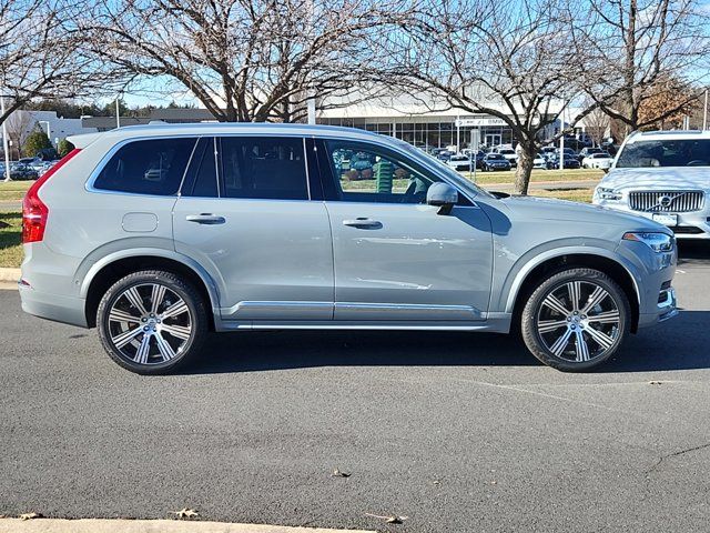 2025 Volvo XC90 Plus