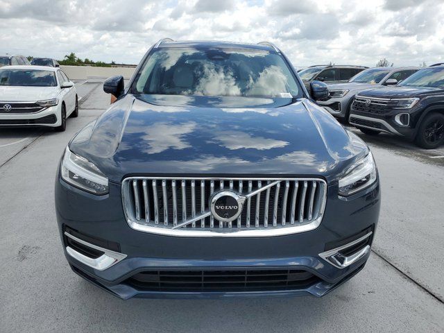 2025 Volvo XC90 Plus