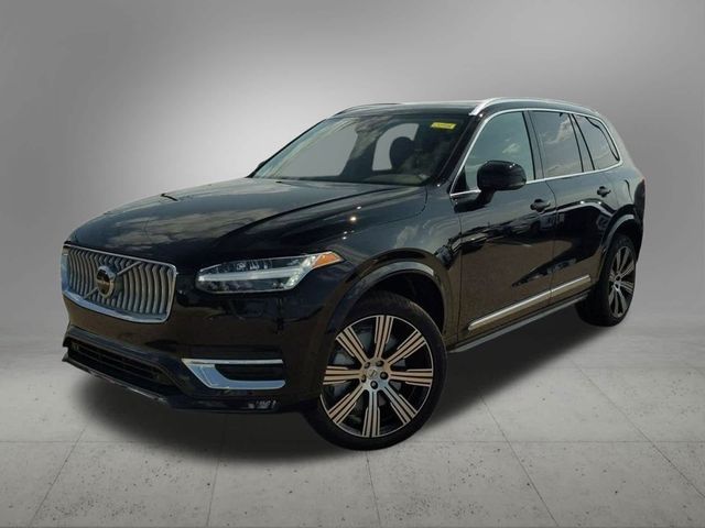 2025 Volvo XC90 Plus