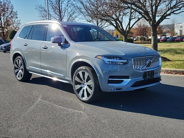 2025 Volvo XC90 Plus