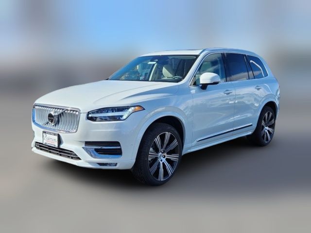 2025 Volvo XC90 Plus