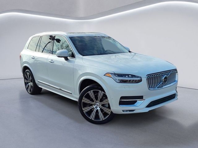 2025 Volvo XC90 Plus