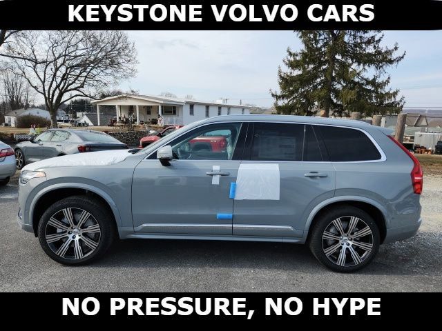 2025 Volvo XC90 Plus