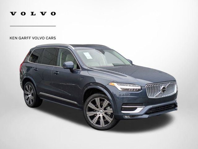 2025 Volvo XC90 Plus