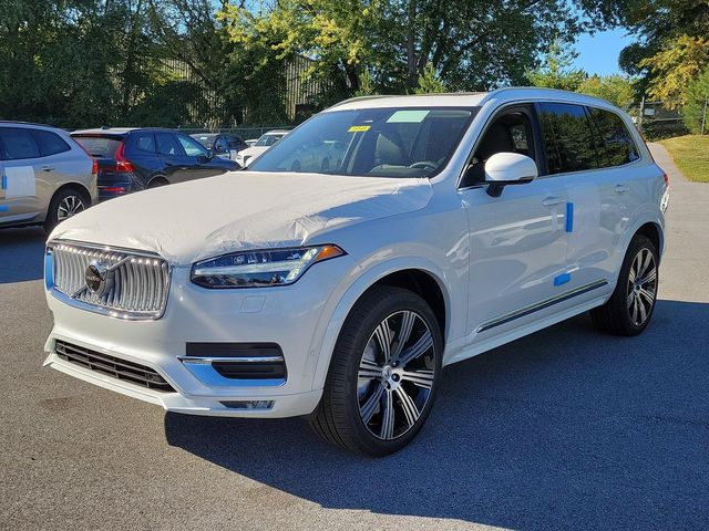 2025 Volvo XC90 Plus