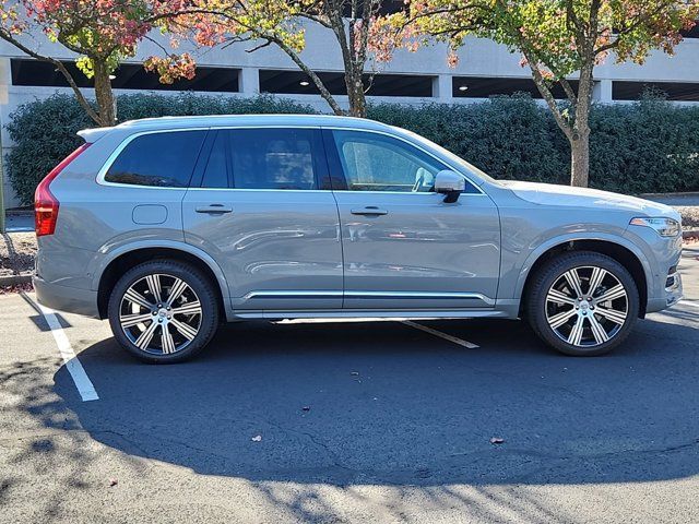 2025 Volvo XC90 Plus