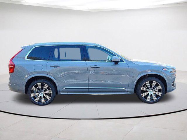 2025 Volvo XC90 Plus