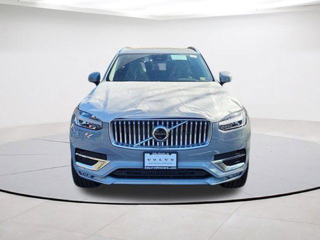 2025 Volvo XC90 Plus