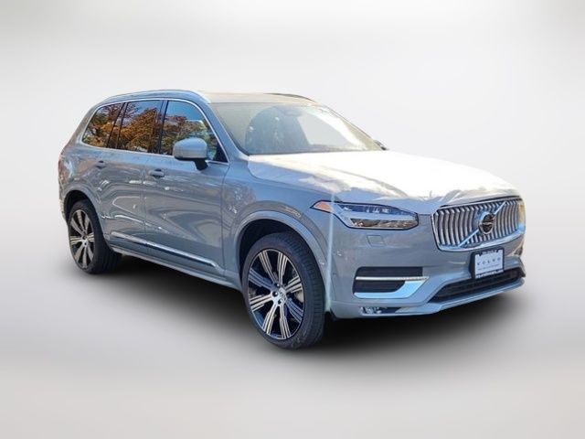 2025 Volvo XC90 Plus