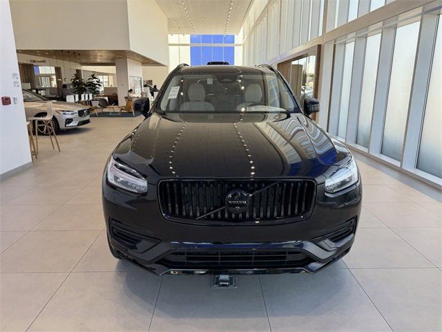 2025 Volvo XC90 Plus