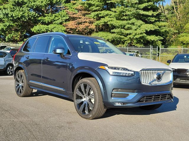 2025 Volvo XC90 Plus