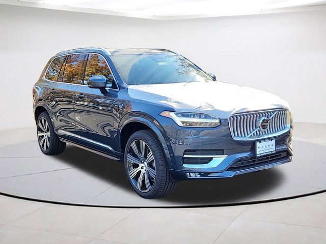 2025 Volvo XC90 Plus