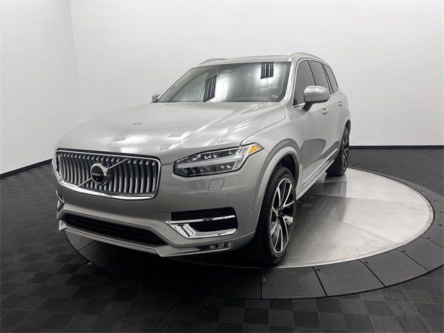 2025 Volvo XC90 Plus