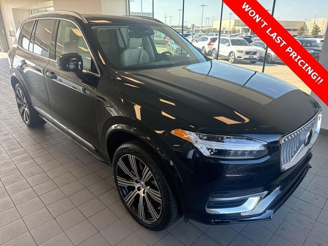 2025 Volvo XC90 Plus