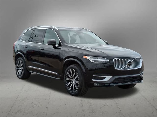 2025 Volvo XC90 Plus