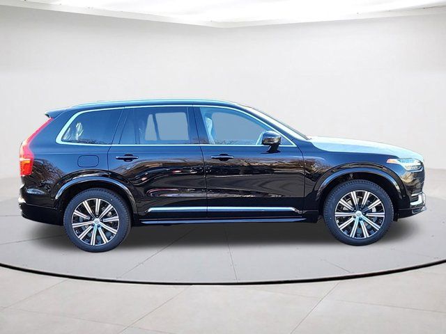 2025 Volvo XC90 Plus