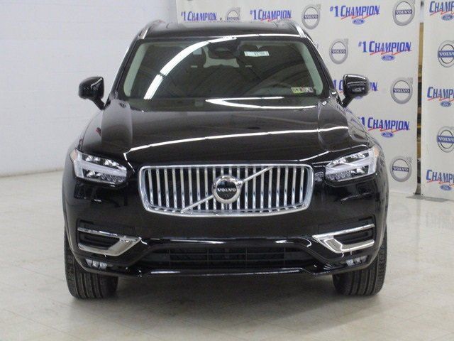 2025 Volvo XC90 Plus