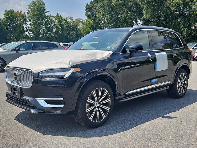 2025 Volvo XC90 Plus