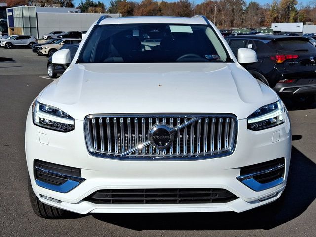 2025 Volvo XC90 Plus