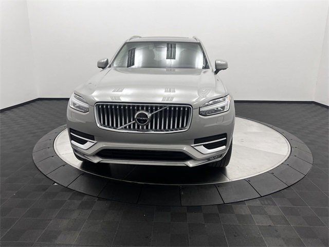 2025 Volvo XC90 Plus