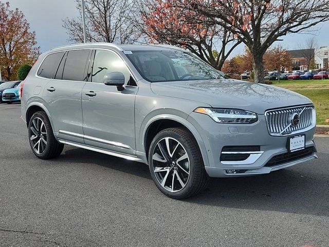 2025 Volvo XC90 Plus