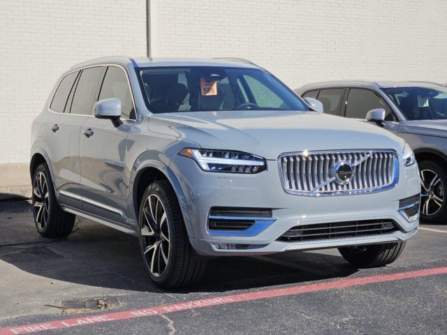 2025 Volvo XC90 Plus