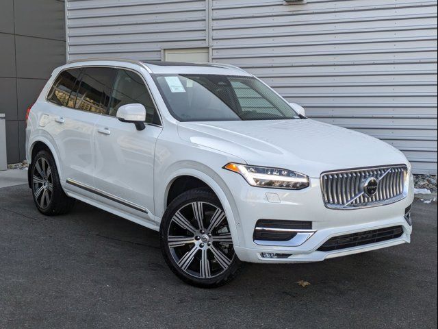 2025 Volvo XC90 Plus