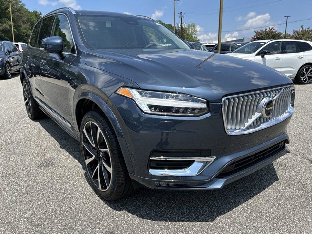 2025 Volvo XC90 Plus