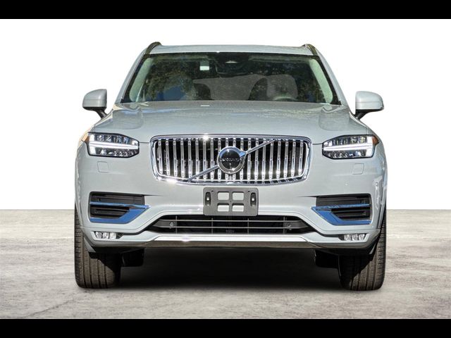 2025 Volvo XC90 Plus