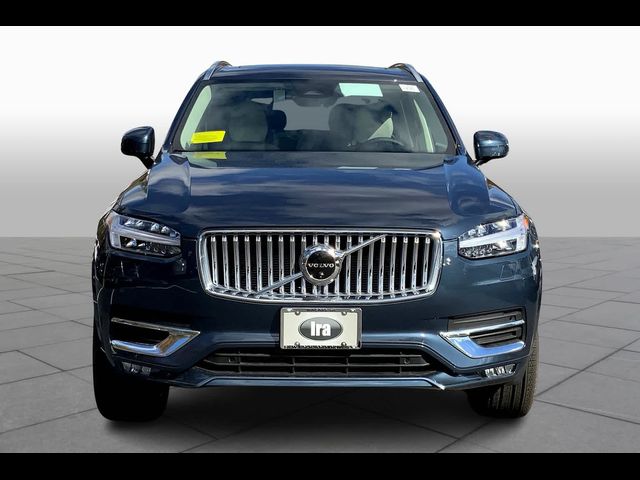 2025 Volvo XC90 Plus