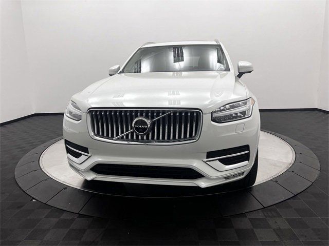 2025 Volvo XC90 Plus