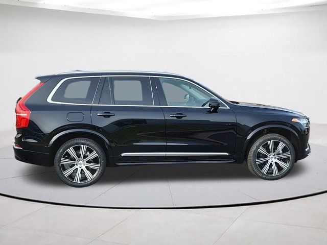 2025 Volvo XC90 Plus