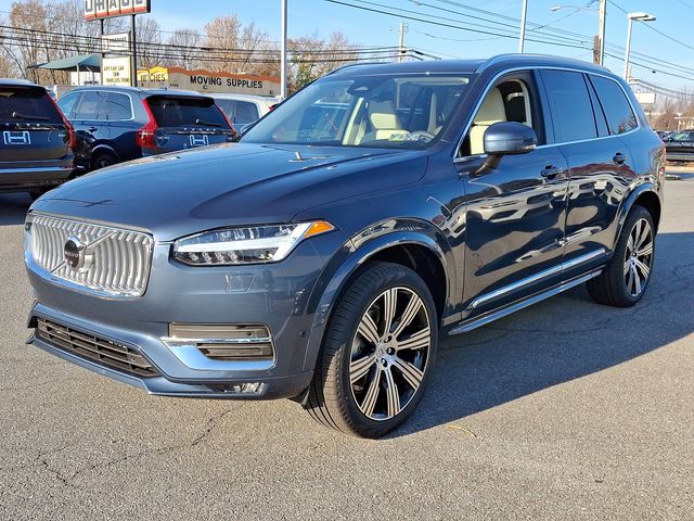 2025 Volvo XC90 Plus