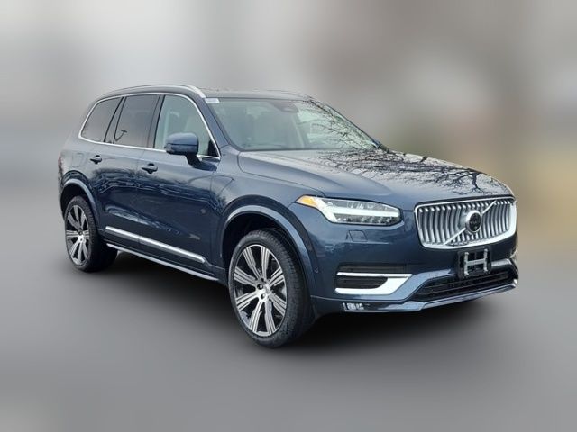 2025 Volvo XC90 Plus
