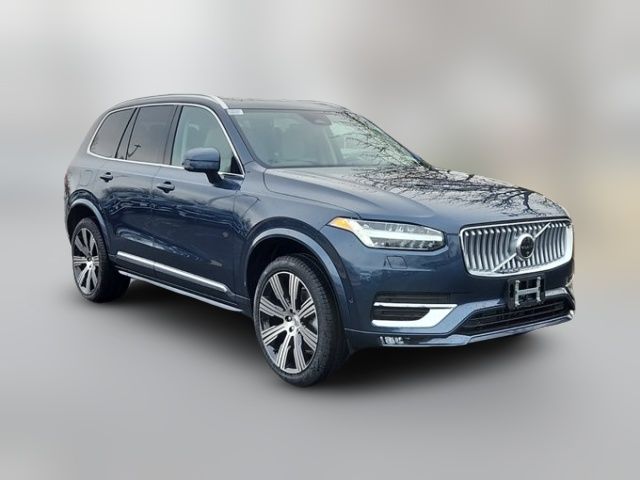 2025 Volvo XC90 Plus