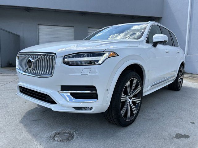 2025 Volvo XC90 Plus